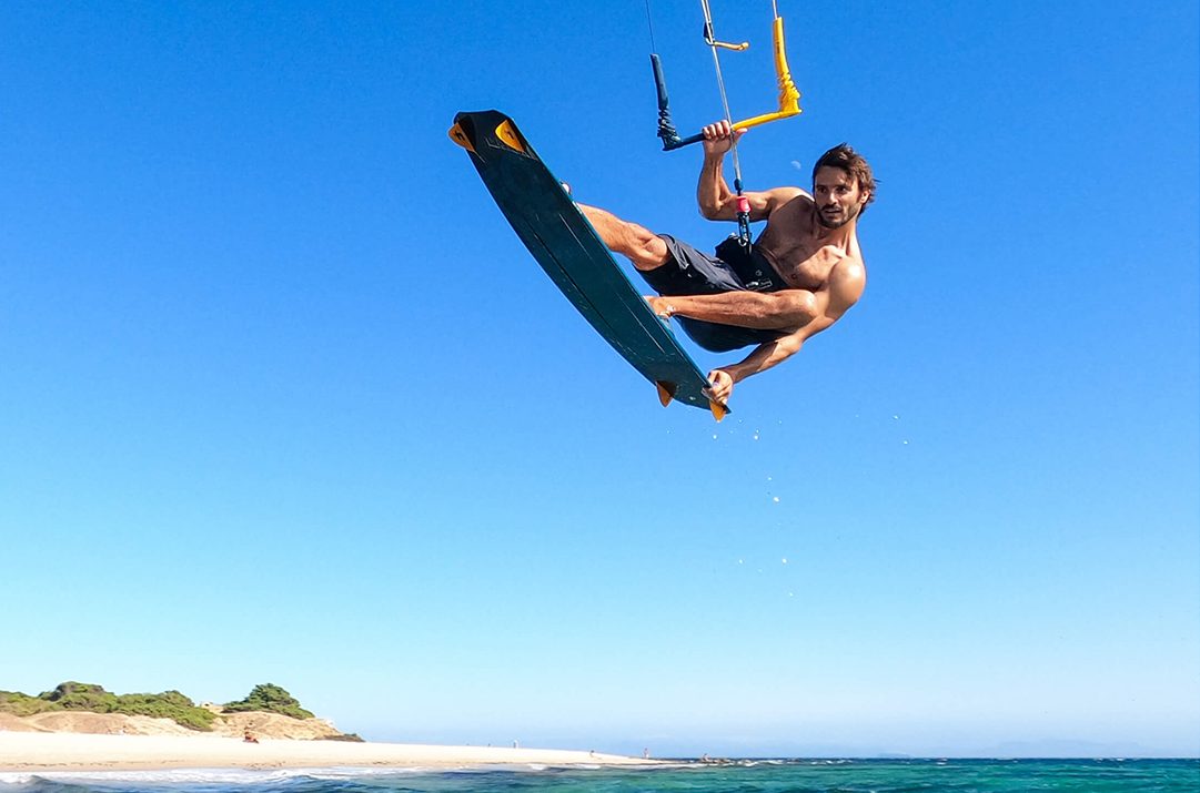 Antoine Auriol kite surfing