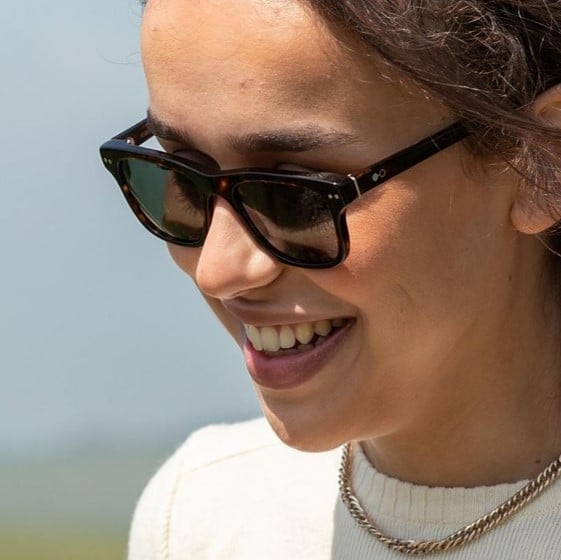 woman wearing square brown sunglasses