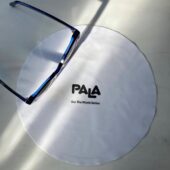 Pala lens cloth made from 70% recycled PET